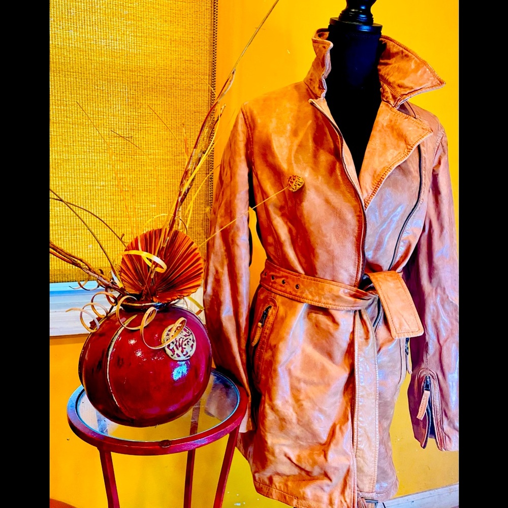 Bod & Christensen/Dress Barns Carmel, Faux Women's Coat (large)